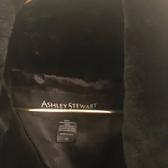 Ashley Stewart 1X Black Faux Fur Pea Coat - Picture 5 of 7